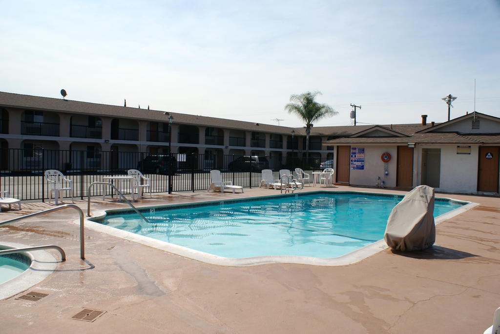 Colony Inn Буена Парк Екстериор снимка
